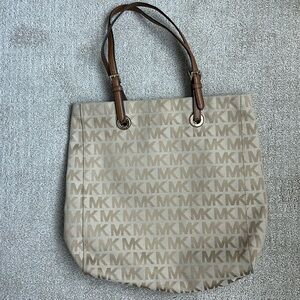 Michael Kors Tote